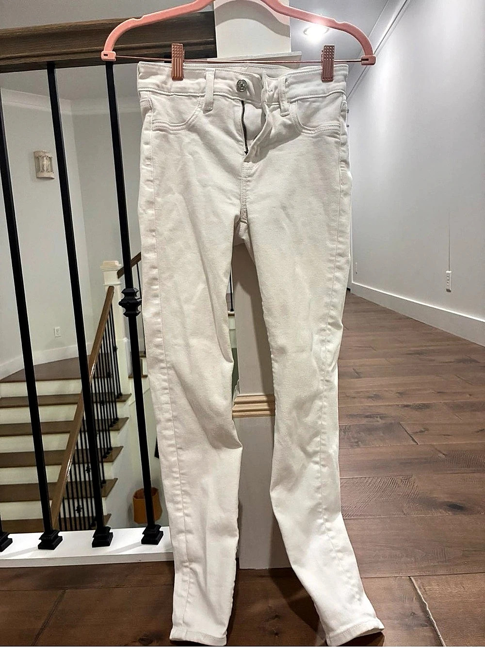 American Eagle Skinny Jeans in White Size 000 Like New